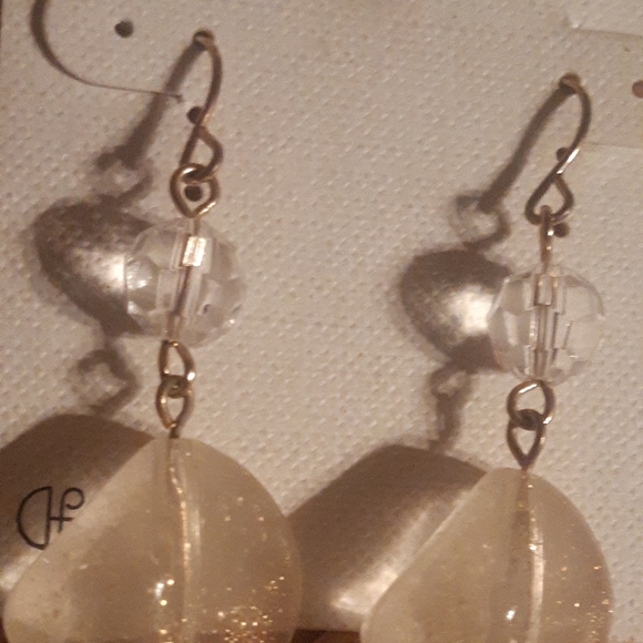 Earrings - Picture 3 of 4